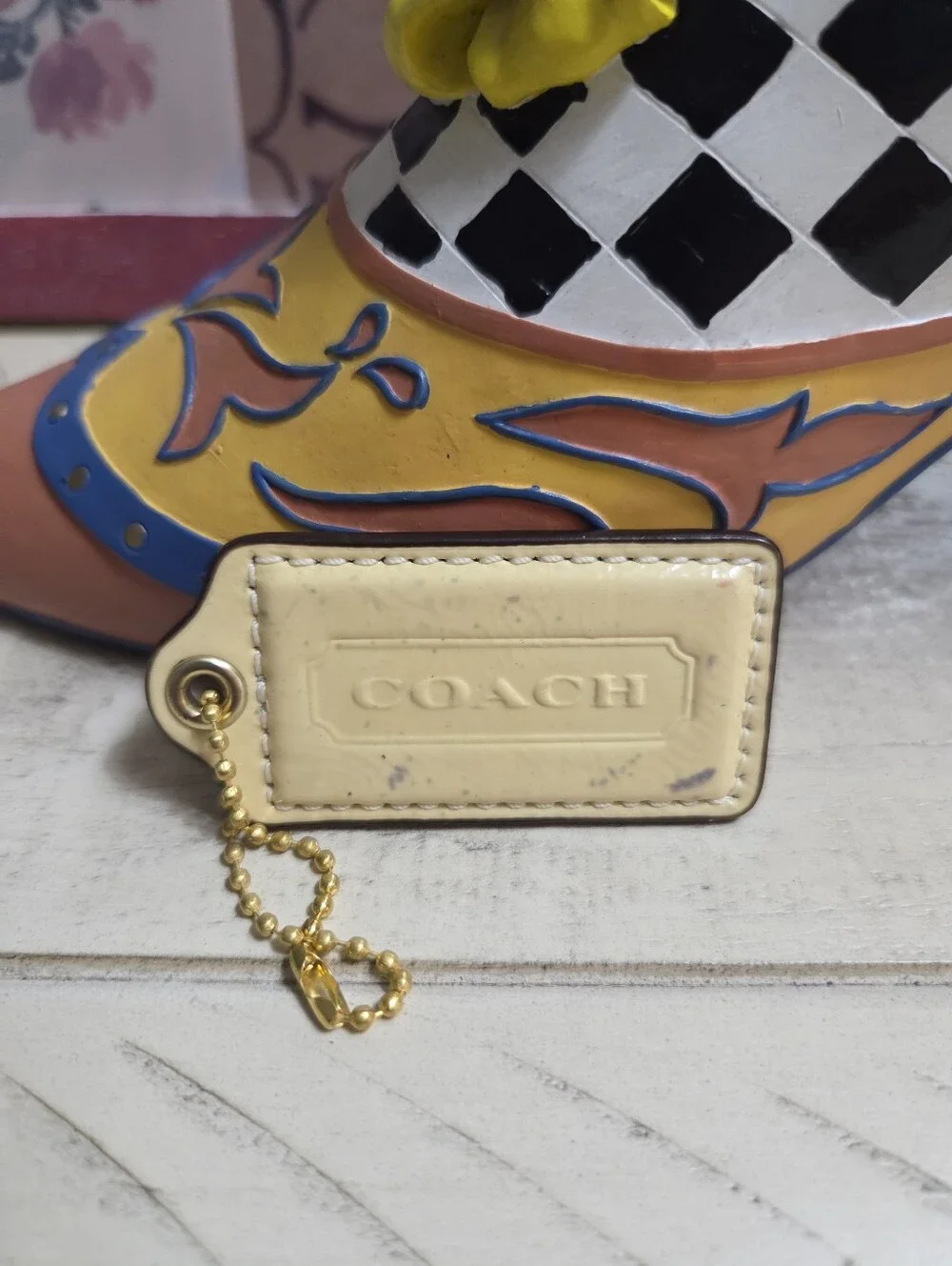Coach Pale Yellow Patent Leather HangTag, EUC